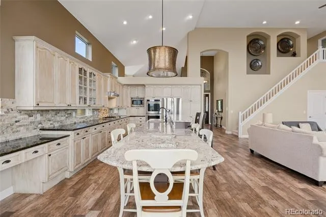 6263 Vacquero Circle Castle Pines, CO 80108