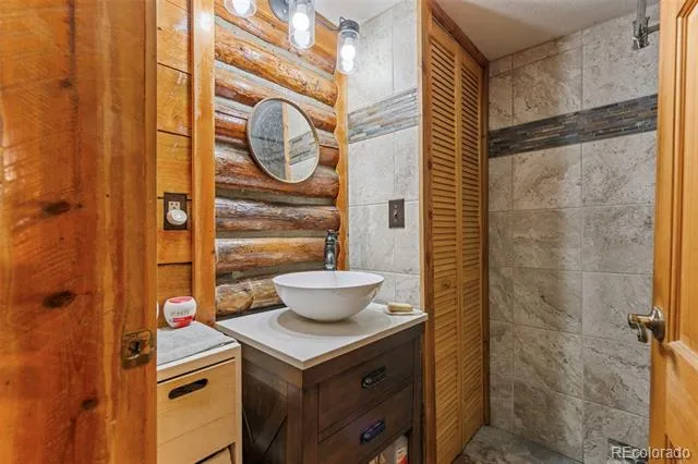 1607 W Highway 34 Drake, CO 80515