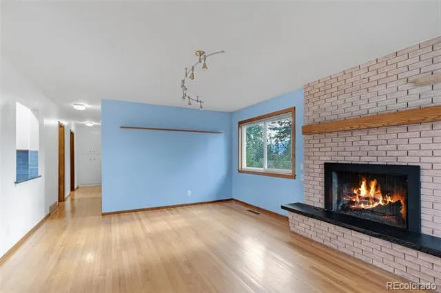 411 Redwood Drive Colorado Springs, CO 80907