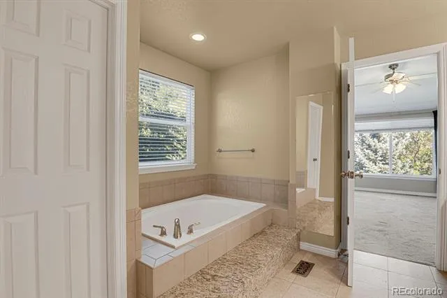 18129 E Caley Circle Aurora, CO 80016
