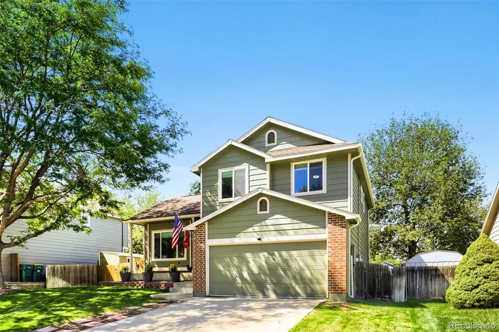 4995 S Flanders Court Aurora, CO 80015