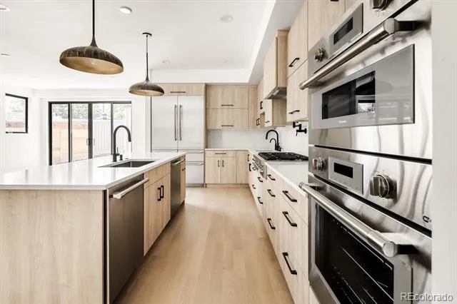 4427 Zuni Street Denver, CO 80211