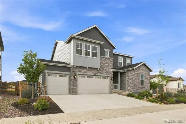 3433 Gold Bug Court Aurora, CO 80019