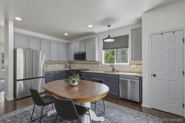 24669 E Wyoming Circle Aurora, CO 80018