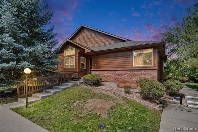 11845 W 66th Place #A Arvada, CO 80004