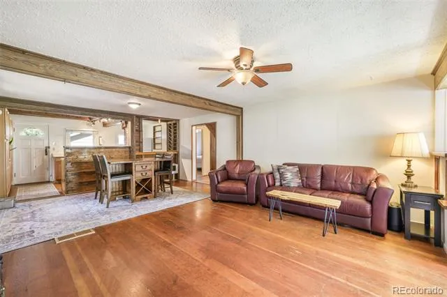 3326 W Kiowa Street Colorado Springs, CO 80904