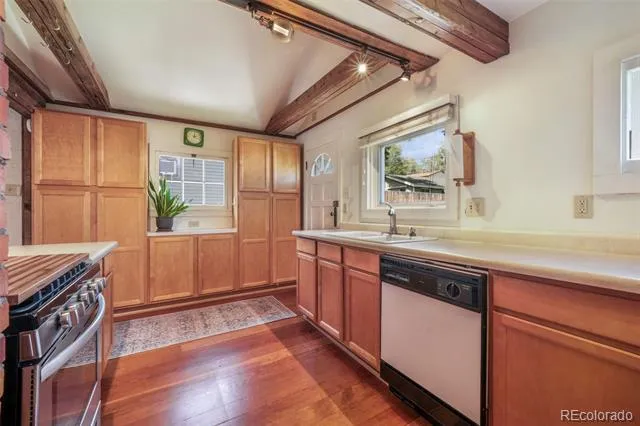 3326 W Kiowa Street Colorado Springs, CO 80904