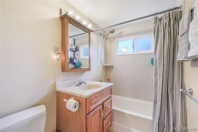 3326 W Kiowa Street Colorado Springs, CO 80904