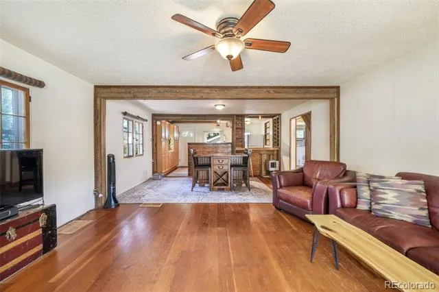 3326 W Kiowa Street Colorado Springs, CO 80904