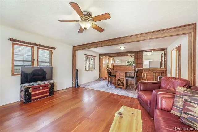 3326 W Kiowa Street Colorado Springs, CO 80904