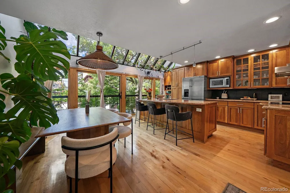 960 Pennsylvania Street #12 Denver, CO 80203