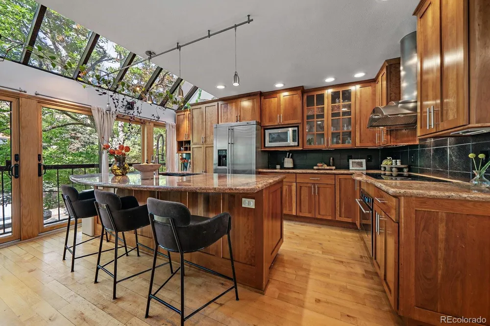 960 Pennsylvania Street #12 Denver, CO 80203