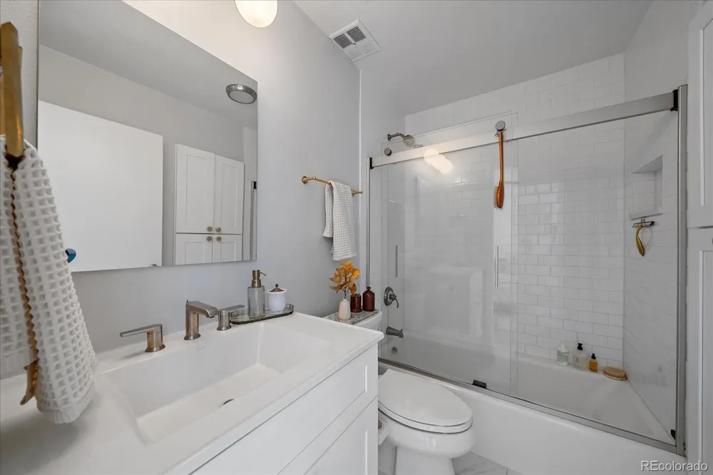 960 Pennsylvania Street #12 Denver, CO 80203