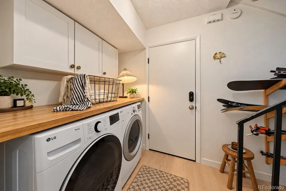 960 Pennsylvania Street #12 Denver, CO 80203