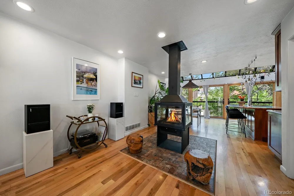 960 Pennsylvania Street #12 Denver, CO 80203