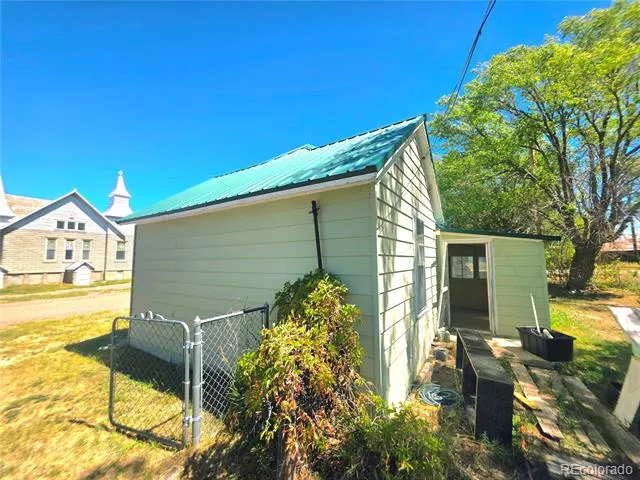 331 Lincoln Avenue Moffat, CO 81143