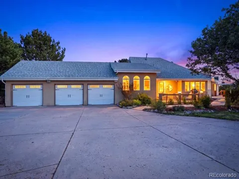 57 E Oak Hills Drive