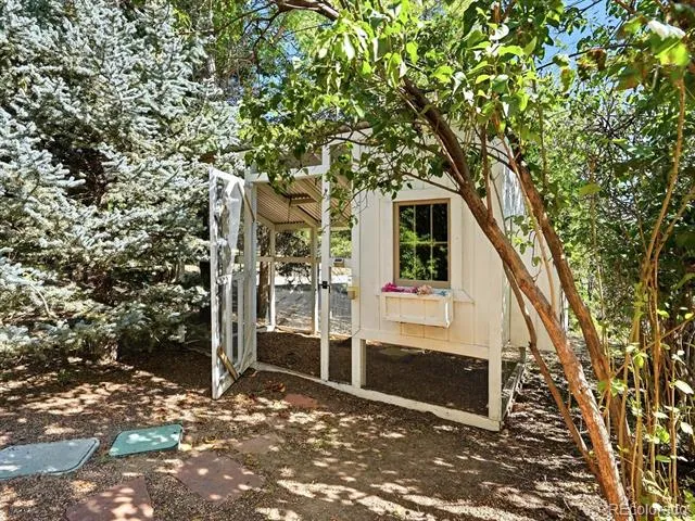 57 E Oak Hills Drive Castle Rock, CO 80108