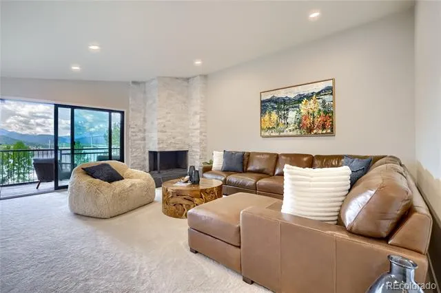 160 E La Bonte #303 Dillon, CO 80435