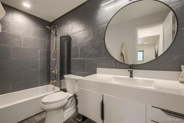 160 E La Bonte #303 Dillon, CO 80435