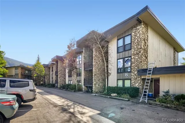 160 E La Bonte #303 Dillon, CO 80435