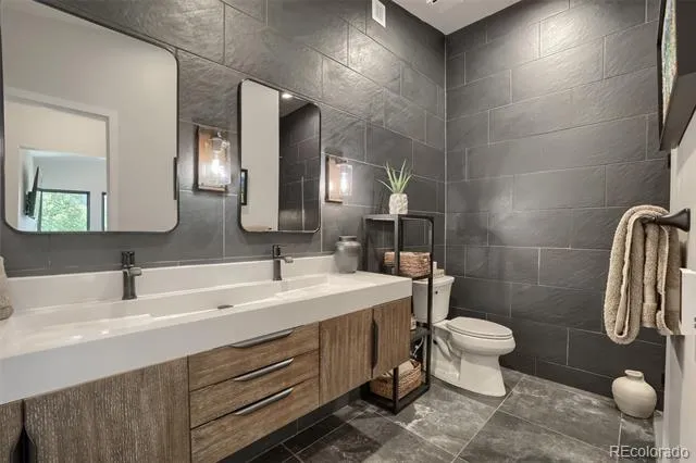 160 E La Bonte #303 Dillon, CO 80435