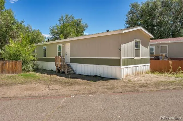800 Santa Fe Fountain, CO 80817