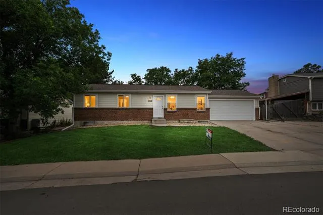 10668 W Ida Avenue Littleton, CO 80127