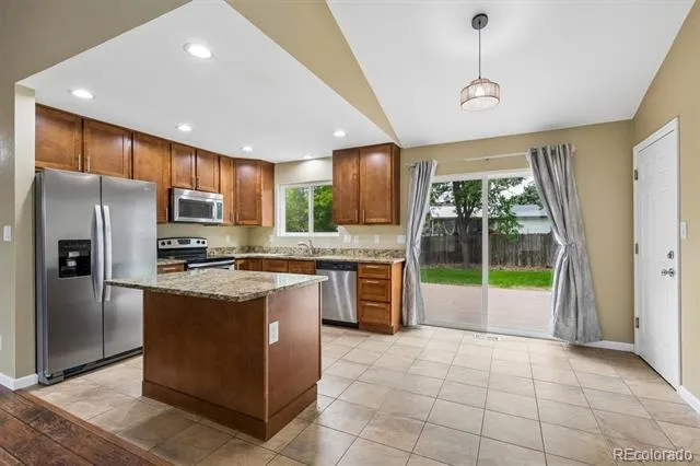 10668 W Ida Avenue Littleton, CO 80127