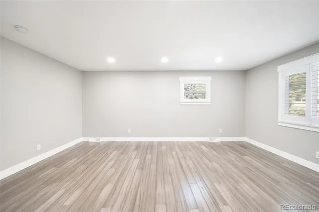 4015 S Olive Street Denver, CO 80237