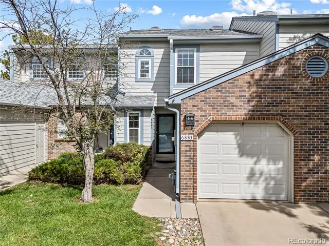 6883 S Dover Way Littleton, CO 80128