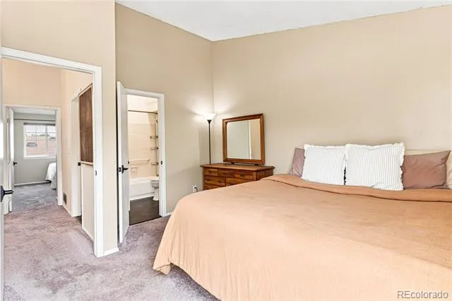 6883 S Dover Way Littleton, CO 80128