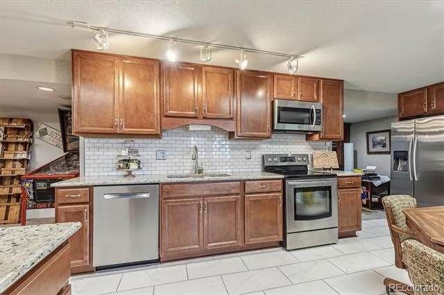 9646 Westbury Way Highlands Ranch, CO 80129