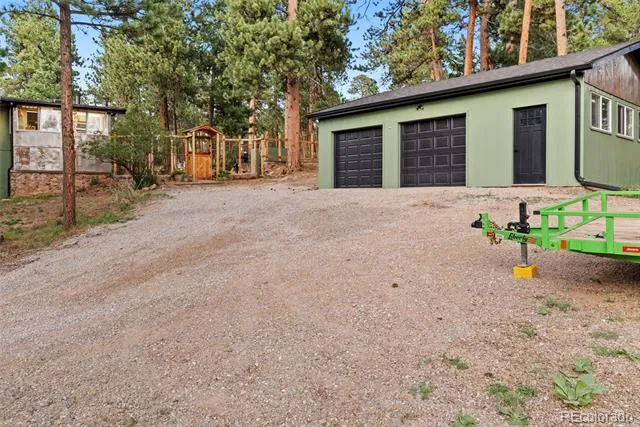 22937 Pawnee Road Indian Hills, CO 80454