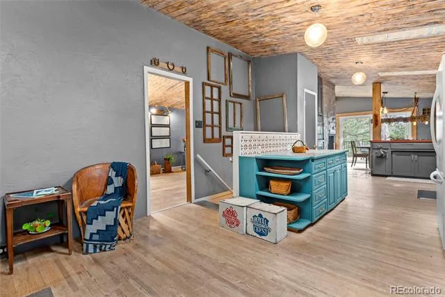 22937 Pawnee Road Indian Hills, CO 80454