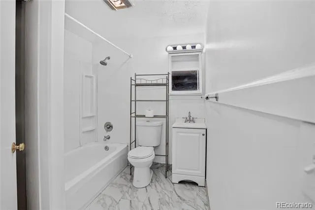 4300 Danube Way Denver, CO 80249