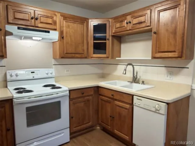 695 S Alton Way #2B Denver, CO 80247