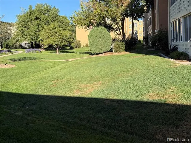 665 S Alton Way #2A Denver, CO 80247