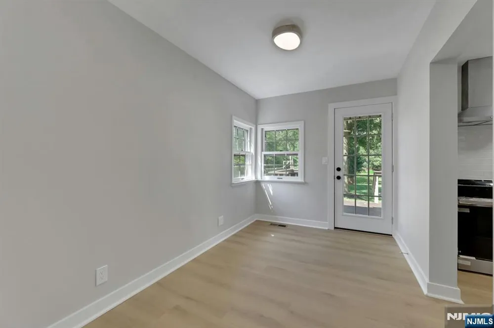 405 Terhune Avenue Paramus, NJ 07652