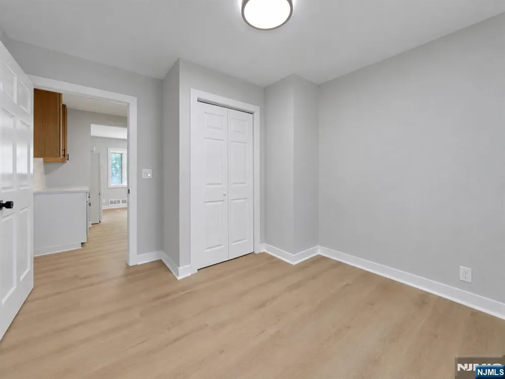 405 Terhune Avenue Paramus, NJ 07652