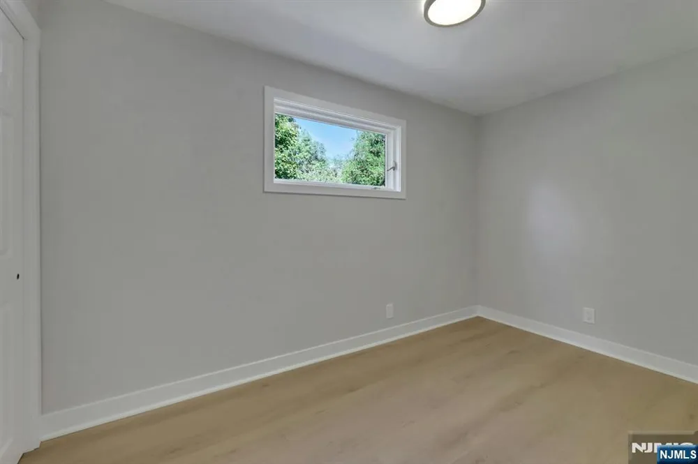 405 Terhune Avenue Paramus, NJ 07652