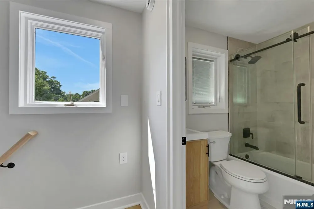 405 Terhune Avenue Paramus, NJ 07652