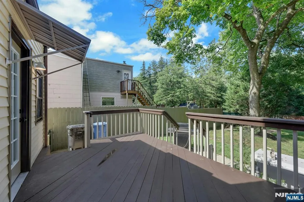 405 Terhune Avenue Paramus, NJ 07652