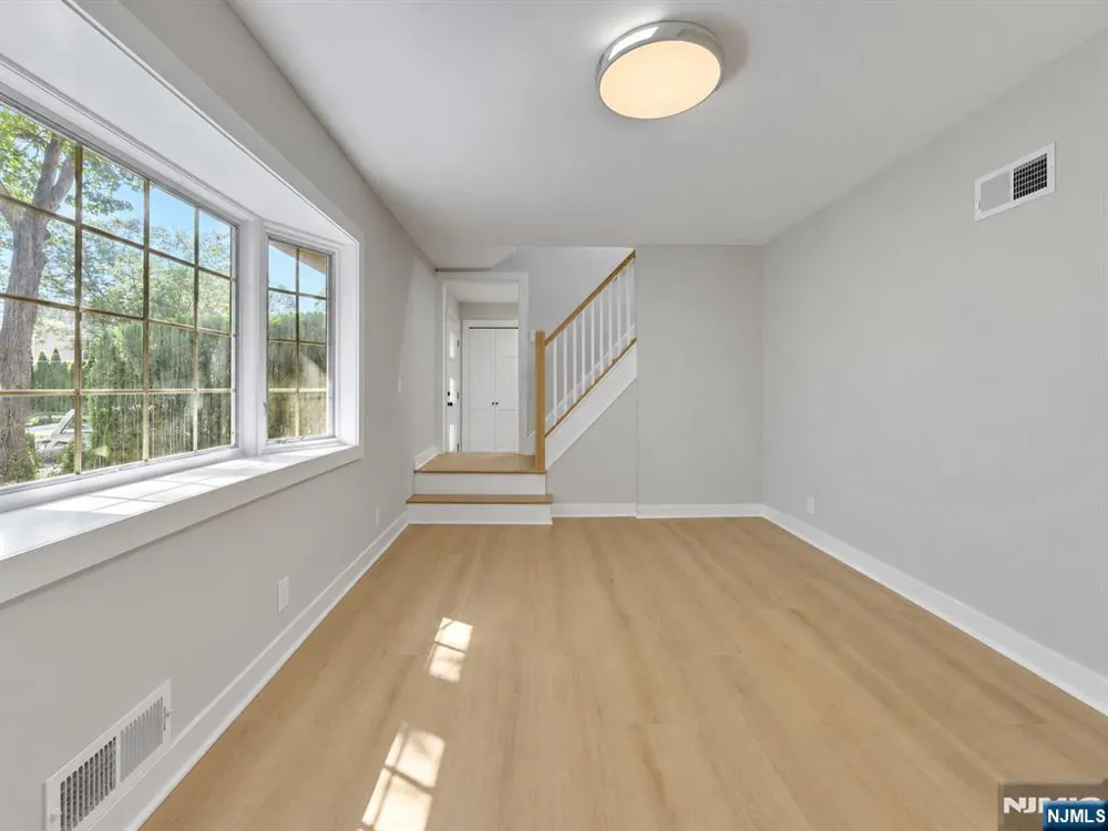 405 Terhune Avenue Paramus, NJ 07652
