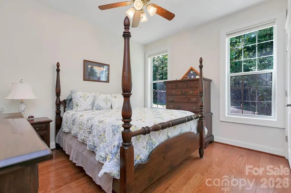 1228 Ugugu Drive Brevard, NC 28712