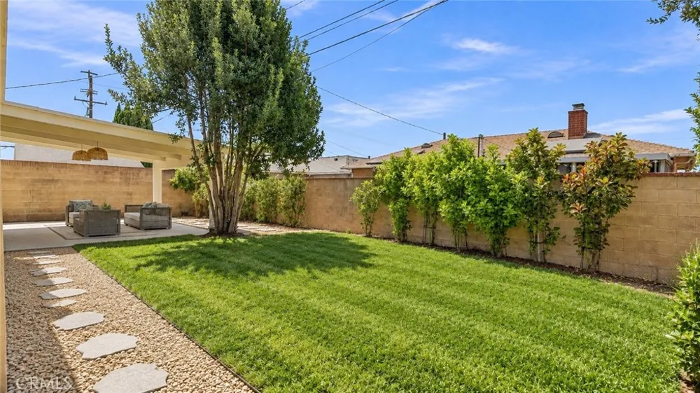 13119 Purche Gardena, CA 90249