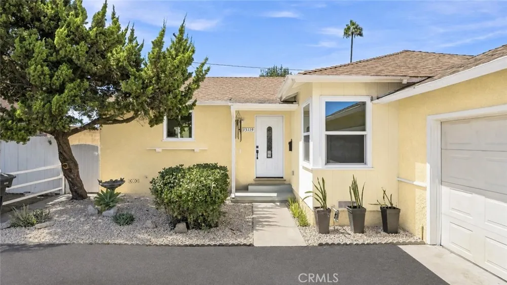 13119 Purche Gardena, CA 90249