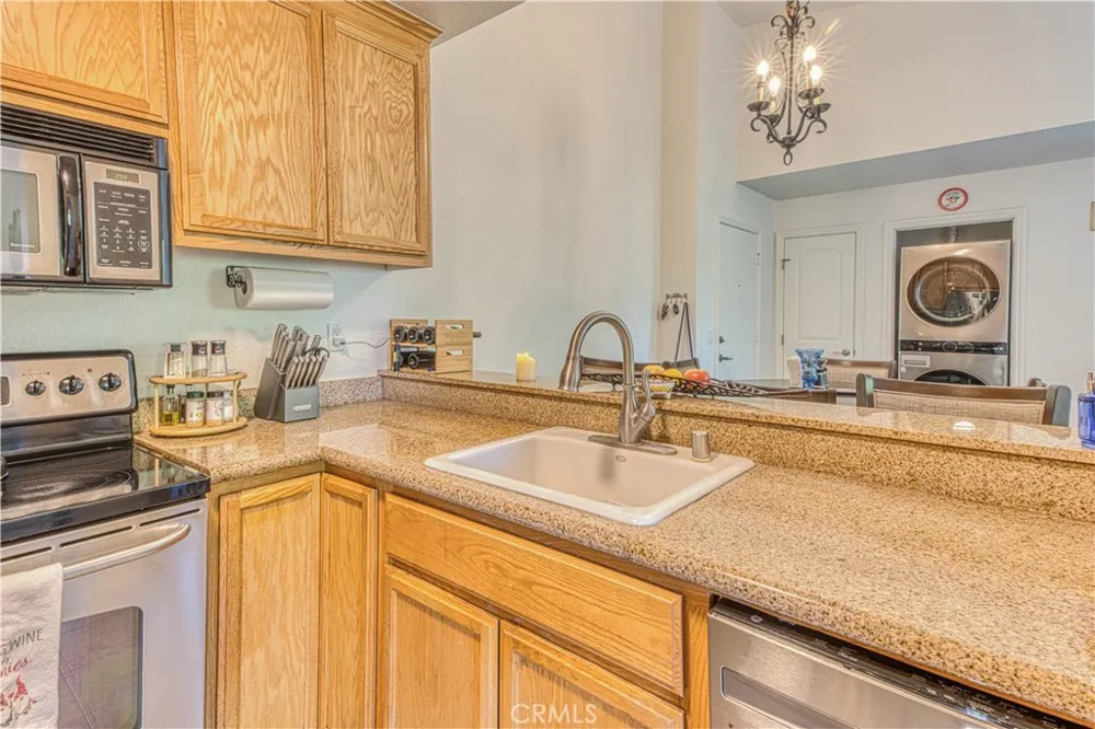 425 W Laurel #K Salinas, CA 93906
