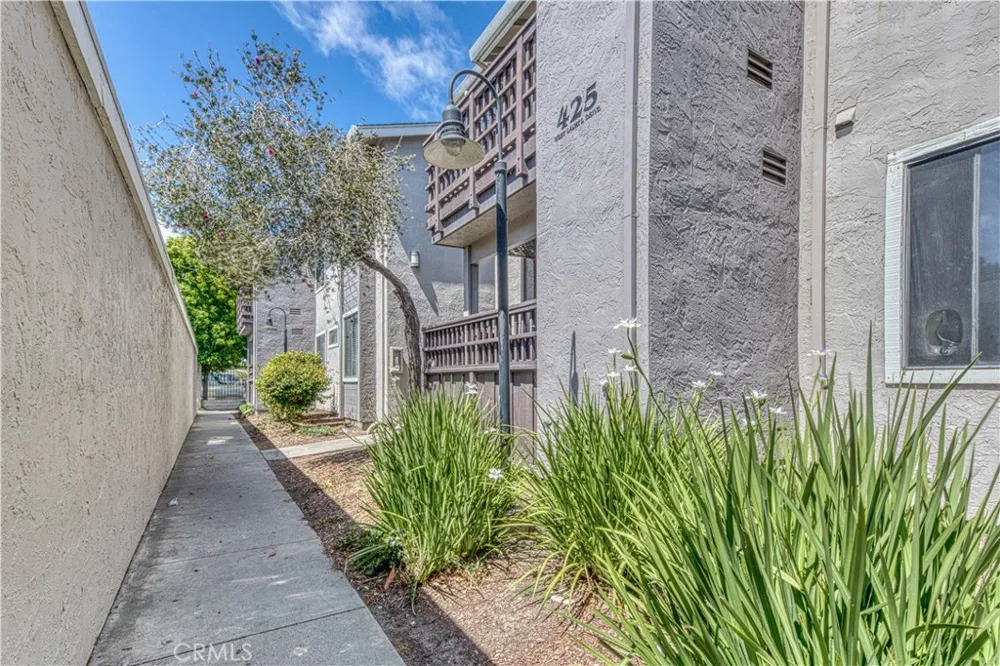 425 W Laurel #K Salinas, CA 93906
