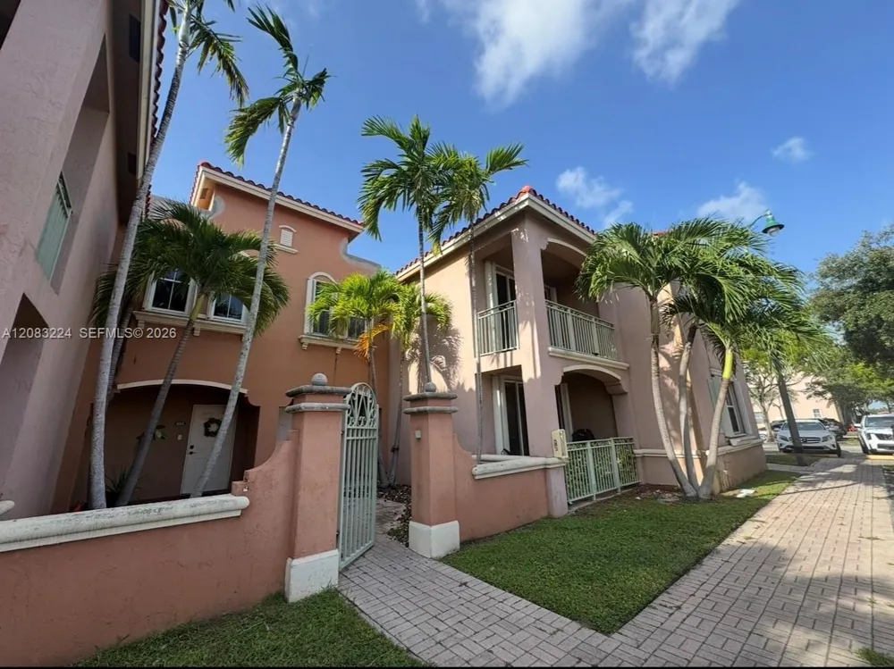 6720 NW 114th Ave #804 Doral, FL 33178